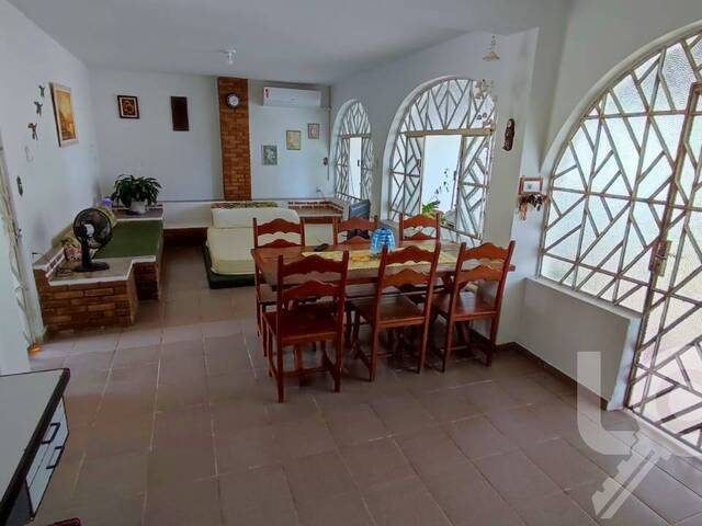 Casa para Venda em Caraguatatuba - 3