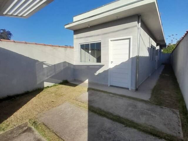 #385 - Casa para Venda em Caraguatatuba - SP