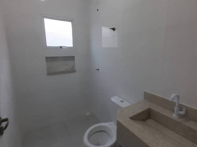 Casa para Venda em Caraguatatuba - 5